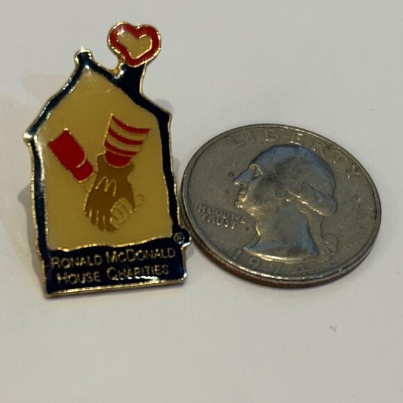 Ronald McDonald House Charities House Shaped Metal Lapel Pin 1990s - Picture 2 of 5